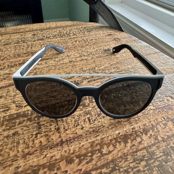 Givenchy 50mm Round Sunglasses - Unisex - Picture 6 of 10
